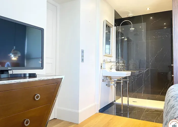 Le Jockey Standing - Parking - Calme